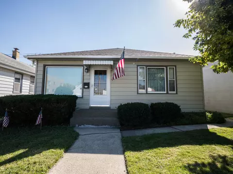 6421 W Lincoln, West Allis, WI 53219