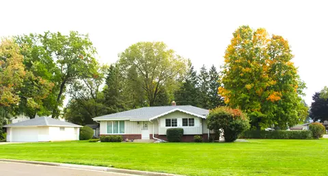 w238n6990 Michele, Sussex, WI 53089
