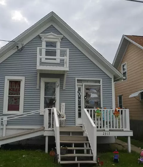 2317 18th, Racine, WI 53403