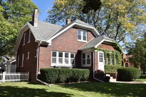 2180 S Livingston, West Allis, WI 53219