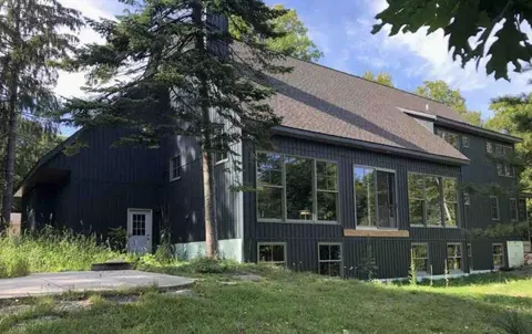 1920 S Green Bay, Grafton, WI 53024
