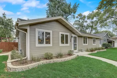 1711 Center, Waukesha, WI 53189
