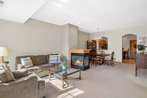 6250 Walnut #17, Cudahy, WI 53110