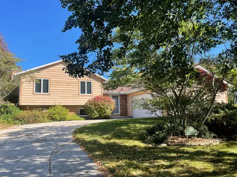 710 Green Tree, Kohler, WI 53044