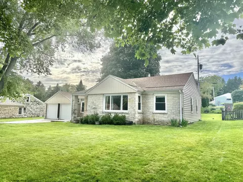 113 S S Orch, Thiensville, WI 53092