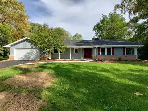 12116 N Briarhill, Mequon, WI 53097