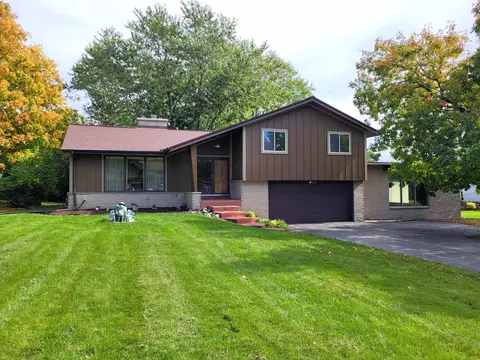 4320 N 142nd, Brookfield, WI 53005