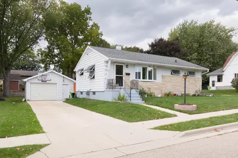 511 Grove, Mayville, WI 53050