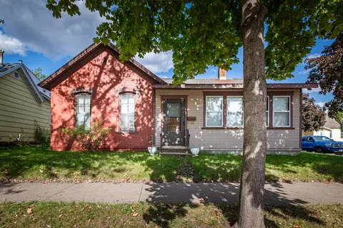 576 9th, Winona, MN 55987