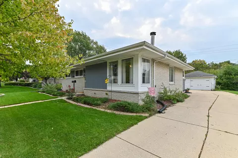 6125 Middleton, Greendale, WI 53129