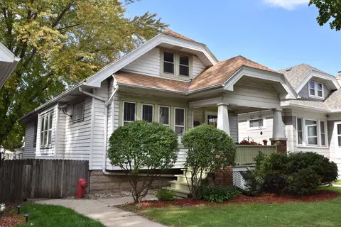 2185 S 76th, West Allis, WI 53219
