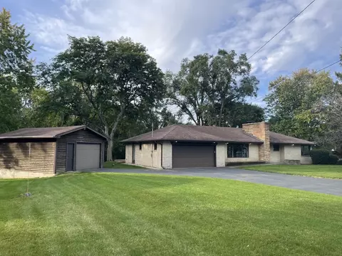 6735 Green Rdg, Mount Pleasant, WI 53406