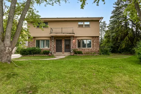2208 Crown Pt #2210, Racine, WI 53402