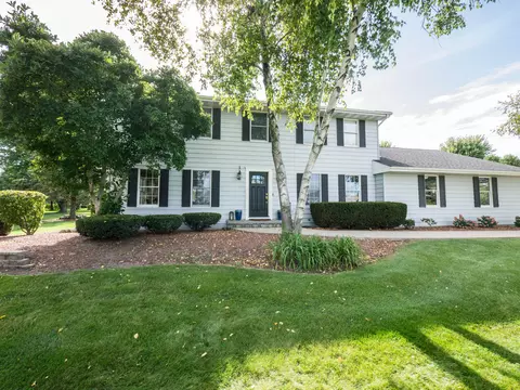 w4791 Overlook Drive, Lafayette, WI 53121