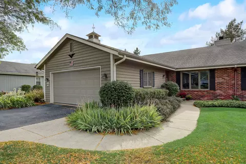 10639 N Magnolia, Mequon, WI 53092