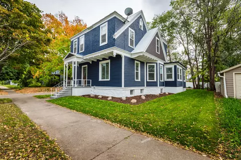1212 Market, La Crosse, WI 54601