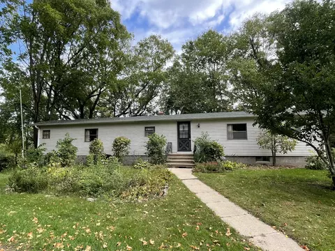 400 5th, Hokah, MN 55941