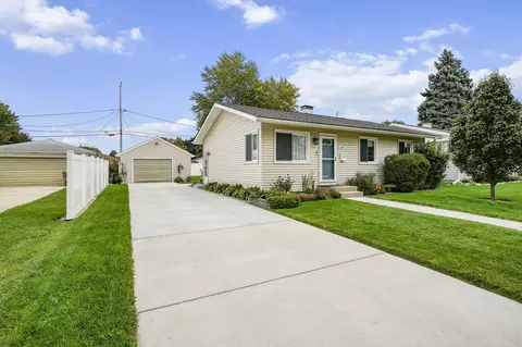 8543 20th, Kenosha, WI 53143