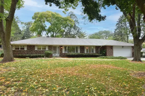 3385 Bradee, Brookfield, WI 53005