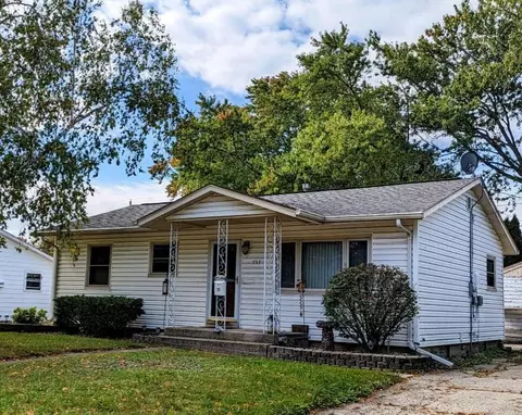 757 8th, Grafton, WI 53024