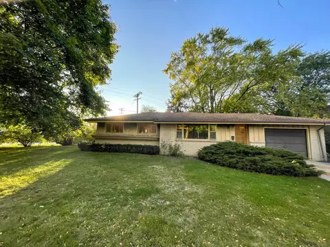 600 N Moreland, Waukesha, WI 53188
