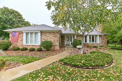 6620 Hill Rdg, Greendale, WI 53129