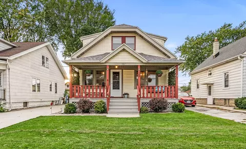 1307 S 84th, West Allis, WI 53214