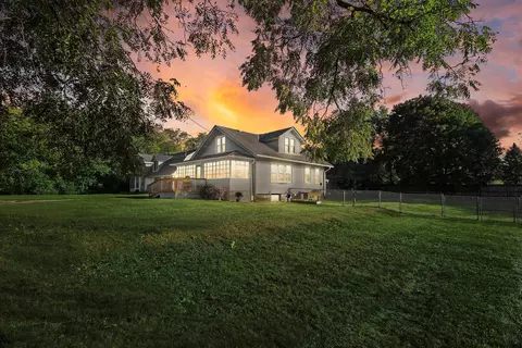s51w30637 Walnut, Genesee, WI 53149