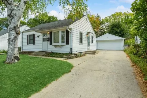 3768 N 74th, Milwaukee, WI 53216