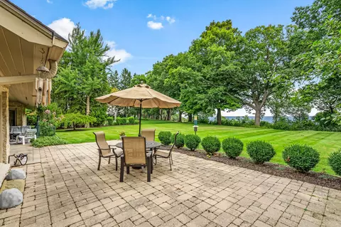 1518 E Goodrich, Fox Point, WI 53217