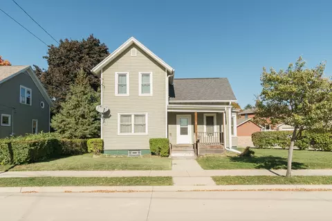 611 N Church, Watertown, WI 53098