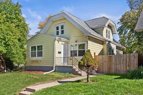2228 S 78th, West Allis, WI 53219