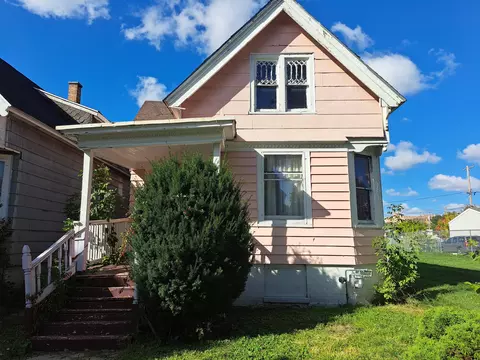 2535 N 28th, Milwaukee, WI 53210