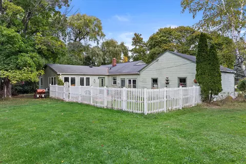9765 N Port Washington, Mequon, WI 53092