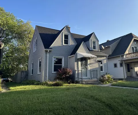 6322 W Locust, Milwaukee, WI 53210