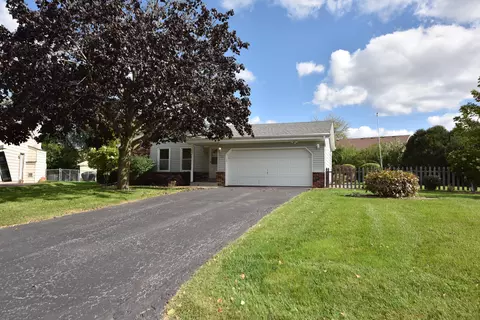 3422 S Glen Park, New Berlin, WI 53151