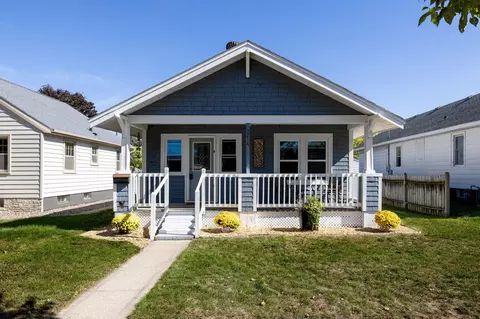 2214 Prospect, La Crosse, WI 54603