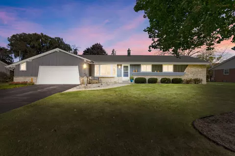 5430 W Radcliffe, Brown Deer, WI 53223