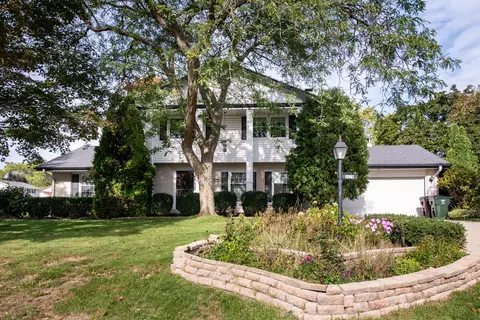 3585 S Russel, New Berlin, WI 53151