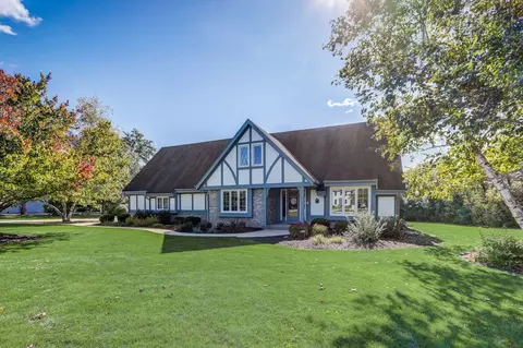 s50w23515 Woodchuck, Waukesha, WI 53189