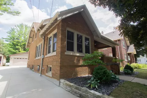 505 N 6th, Watertown, WI 53094