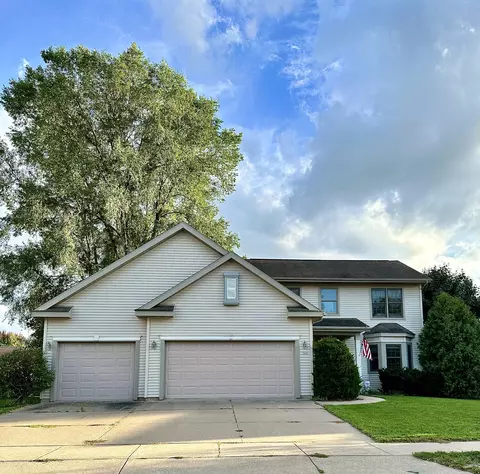 744 Shelly, Onalaska, WI 54650