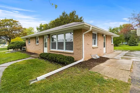 3618 W Acre, Franklin, WI 53132