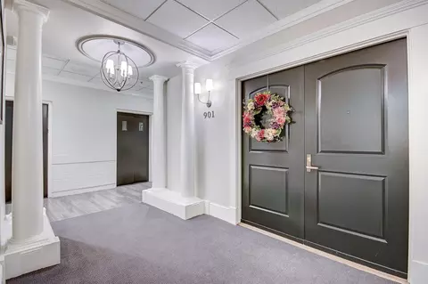 400 N Broadway #901, Milwaukee, WI 53202