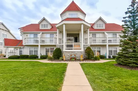 2172 Landings, Delavan, WI 53115