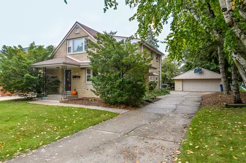 3826 S 77th, Milwaukee, WI 53220