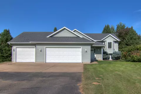 5925 Lars, Washington, WI 54701