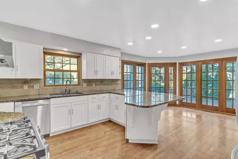 3965 S Cavendish, New Berlin, WI 53151