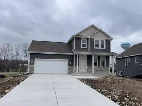 920 Foxwalk, Waterford, WI 53185