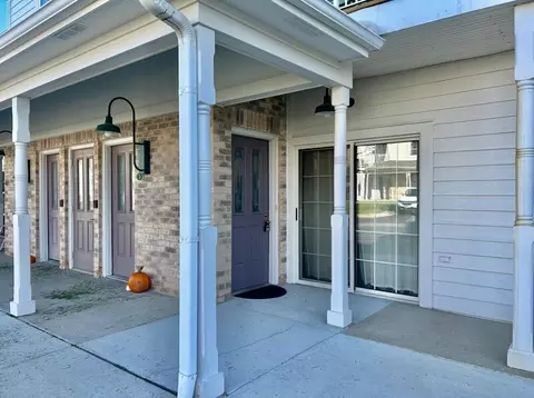 2718 Northview #4, Waukesha, WI 53188